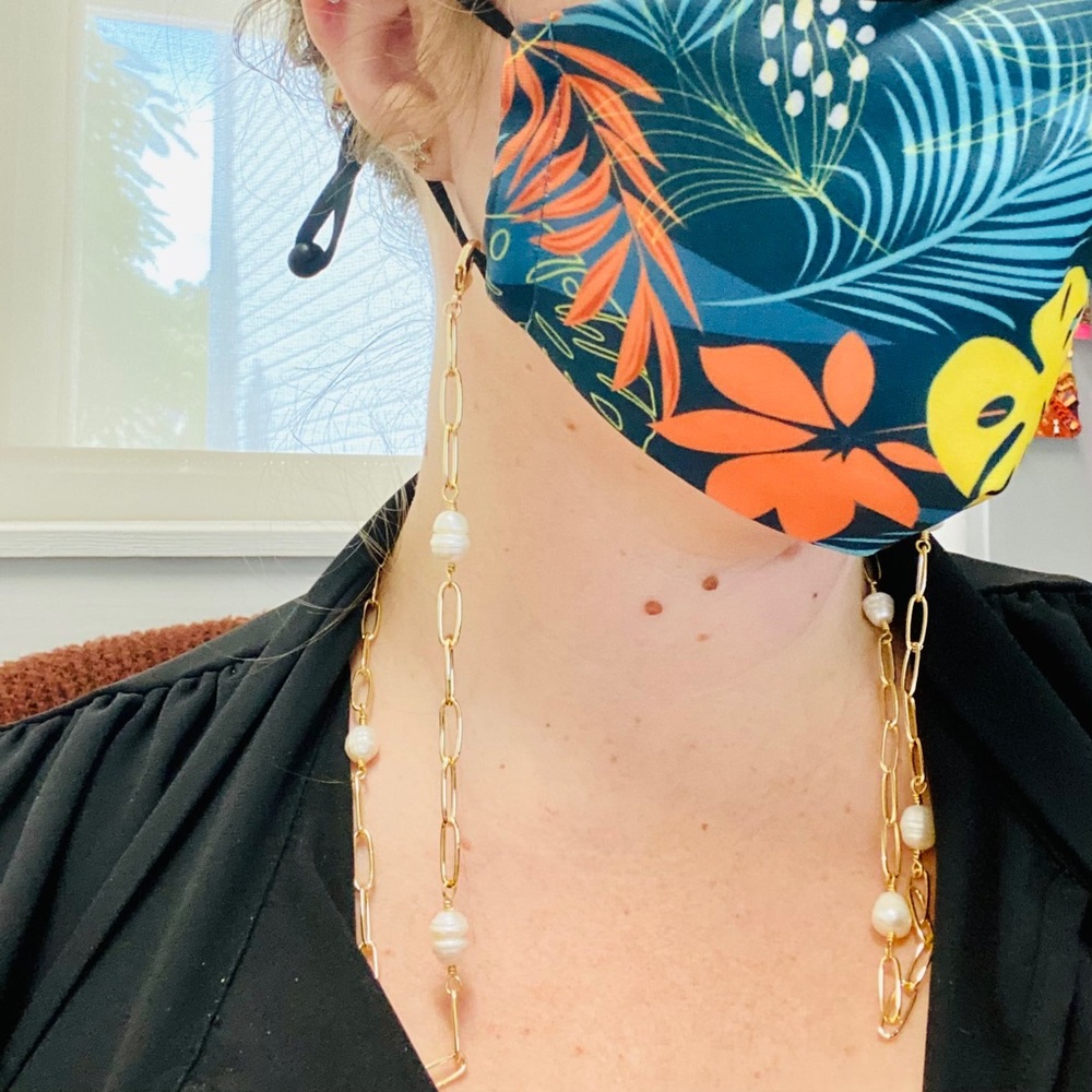 Mask Chain - Picture 2 of 2